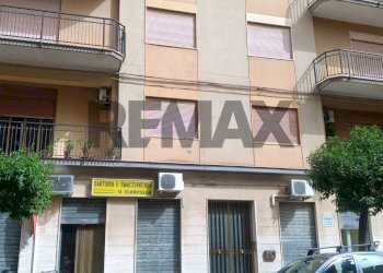Edificio all\'aperto - Three-room apartment Corso Giuseppe Garibaldi
170, Villarosa - photo 1
