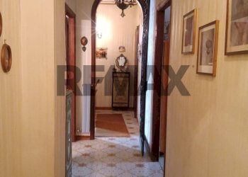 Hall / corridoio - Three-room apartment Corso Giuseppe Garibaldi
170, Villarosa - photo 5