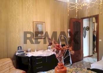 Soggiorno - Three-room apartment Corso Giuseppe Garibaldi
170, Villarosa - photo 7