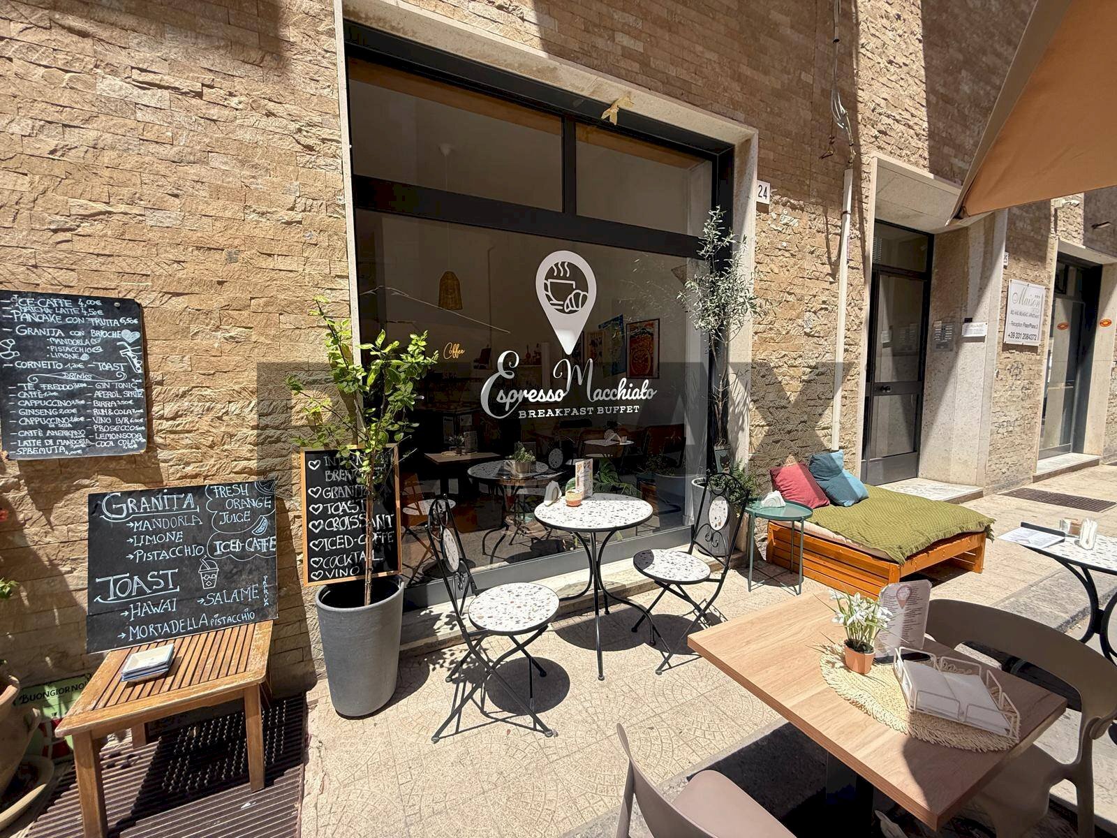 Terrazza - Attività Commerciale Piazza San Giuseppe
24, Siracusa - foto 2