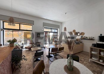 Sala da pranzo - Attività Commerciale Piazza San Giuseppe
24, Siracusa - foto 6