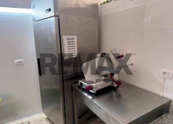 Bagno - Attività Commerciale Piazza San Giuseppe
24, Siracusa - foto 16