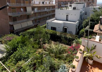 Edificio all\'aperto - Appartamento Via Francesca Corso
 
51, Catania - foto 13