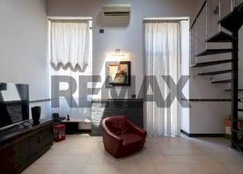 Soggiorno - Villa Bifamiliare Via Francesca Corso
51, Catania - foto 41