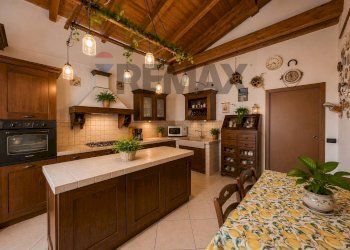 Virtual Staging Cucina - Appartamento Via Statale
 
103, Terre del Reno - foto 6