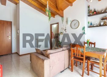 Sala da pranzo - Bilocale Via Basilicata
 
9, Carpiano - foto 3