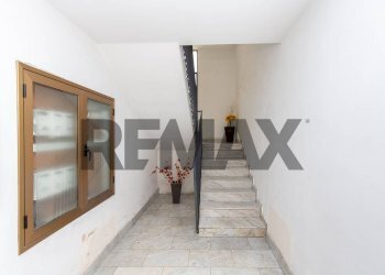 Scale - Apartment Gaeta
 
33, Lentini - photo 9