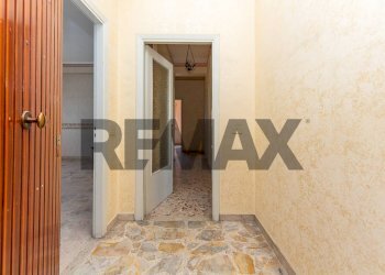 Hall / corridoio - Apartment Gaeta
 
33, Lentini - photo 11