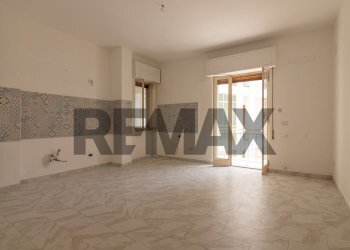 Stanza vuota - Trilocale via Adda
 
33, Siracusa - foto 13