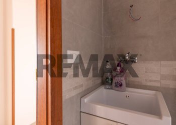 Bagno - Trilocale via Adda
 
33, Siracusa - foto 18