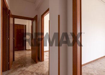 Hall / corridoio - Trilocale via Adda
 
33, Siracusa - foto 35