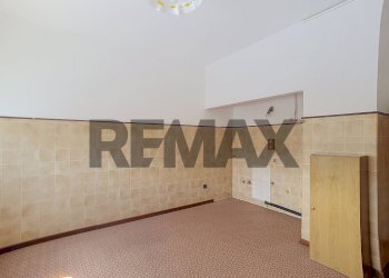 Stanza vuota - Quadrilocale Piazza Armando Diaz
 
10, Limena - foto 3