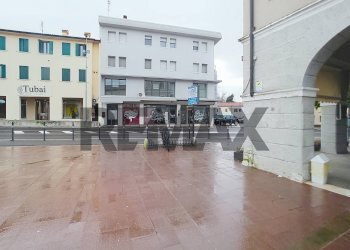 Edificio all\'aperto - Quadrilocale Piazza Armando Diaz
 
10, Limena - foto 15
