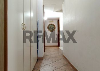 Hall / corridoio - Four-room apartment Vico Mondragone
20, Napoli - photo 7
