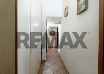 Hall / corridoio - Four-room apartment Vico Mondragone
20, Napoli - photo 8