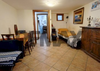 Sala da pranzo - Four-room apartment Vico Mondragone
20, Napoli - photo 13