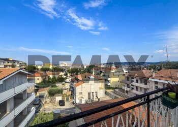 Balcone - Apartment Via Del Santuario
310, Pescara - photo 22