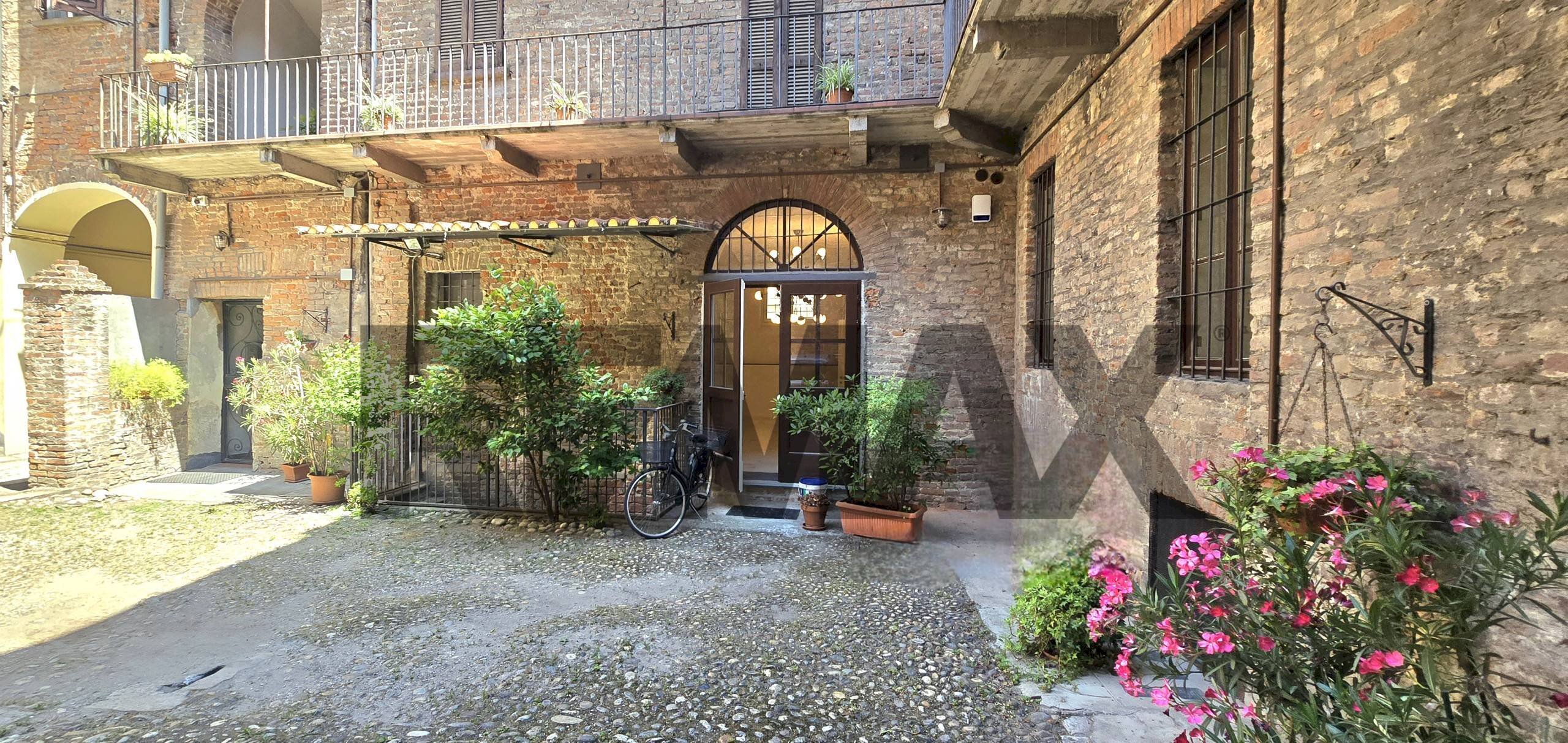 Casa all\'aperto - Ufficio via Teodolinda
30, Pavia - foto 3