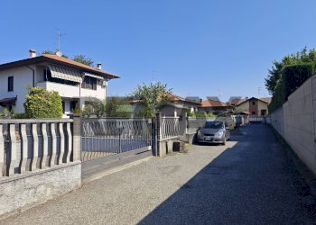 Casa all\'aperto - Three-room apartment Via Giacomo Matteotti
 
78/4, Lonate Pozzolo - photo 1