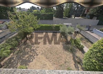 Giardino - Three-room apartment Via Giacomo Matteotti
 
78/4, Lonate Pozzolo - photo 5