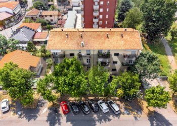 Edificio all\'aperto - Trilocale Via Monte Nevoso
 
19, Cusano Milanino - foto 24