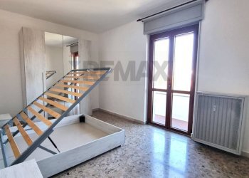 Camera / camera da letto - Two-room apartment Piazza Tirana
12, Milano - photo 1