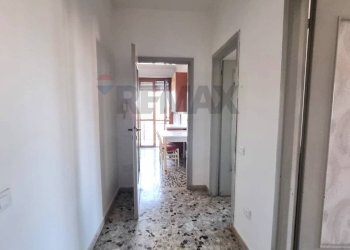 Hall / corridoio - Two-room apartment Piazza Tirana
12, Milano - photo 11