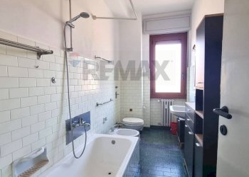 Bagno - Two-room apartment Piazza Tirana
12, Milano - photo 13