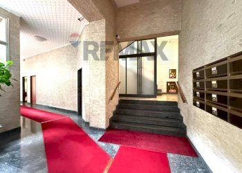Ricezione / Lobby - Two-room apartment Via Andrea Costa
1, Milano - photo 24