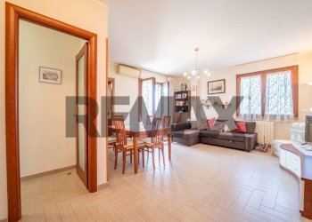 Sala da pranzo - Quadrilocale Via Dei Basaldella
11, Roma - foto 1