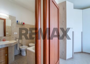 Bagno - Quadrilocale Via Dei Basaldella
11, Roma - foto 18