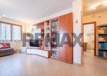 Soggiorno - Quadrilocale Via Dei Basaldella
11, Roma - foto 26