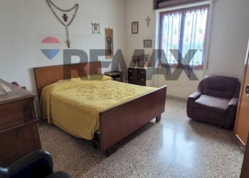 Camera / camera da letto - Apartment Via F. De Sanctis
 
35, Flumeri - photo 6