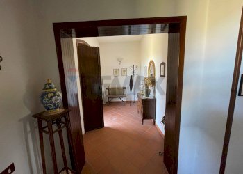 Hall / corridoio - Villa Via avellino
 
6-8, Amorosi - photo 20