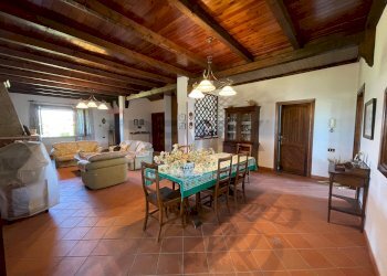 Sala da pranzo - Villa Via avellino
 
6-8, Amorosi - photo 21