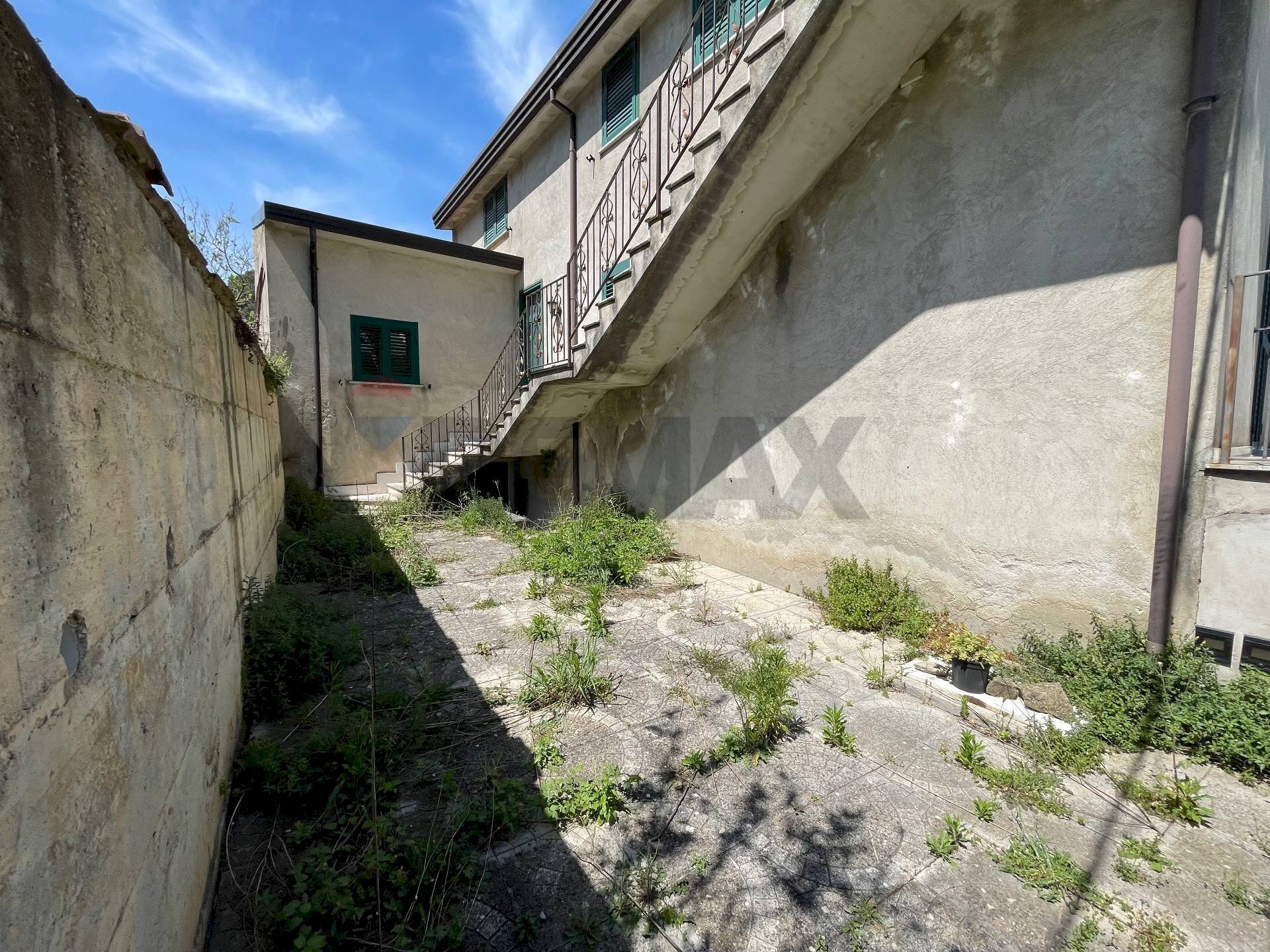Casa all\'aperto - Independent house Via procusi
30, Solopaca - photo 2