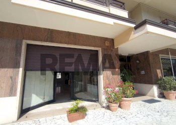 Casa all\'aperto - Locale Commerciale VIALE DEI SANNITI
24, Morcone - foto 7
