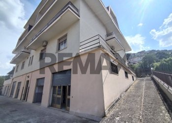 Casa all\'aperto - Locale Commerciale VIALE DEI SANNITI
24, Morcone - foto 24