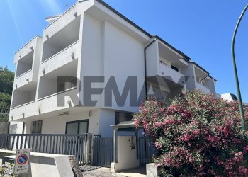 Edificio all\'aperto - Appartamento via galileo galilei
 
14, Porto Sant'Elpidio - foto 2