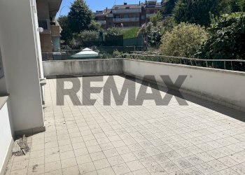 Terrazza - Appartamento via galileo galilei
 
14, Porto Sant'Elpidio - foto 13