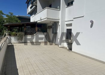 Terrazza - Appartamento via galileo galilei
 
14, Porto Sant'Elpidio - foto 15