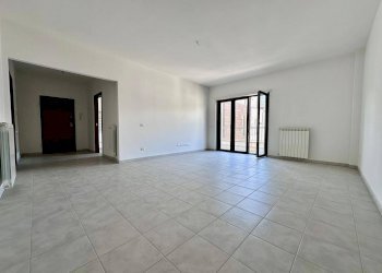 Foto 2 - Trilocale Via Filomusi Guelfi
 
21, L'Aquila - foto 2