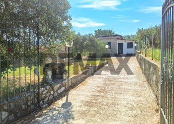 Casa all\'aperto - Casa indipendente VIA CONTRADA SCORCIAVACCHE
 
SNC, Campofiorito - foto 3