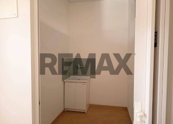 Hall / corridoio - Commercial Premises Via Piane
69, Bucchianico - photo 4