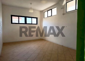 Stanza vuota - Commercial Premises Via piane
69, Bucchianico - photo 4