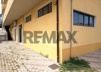 Casa all\'aperto - Commercial Premises Via piane
69, Bucchianico - photo 7