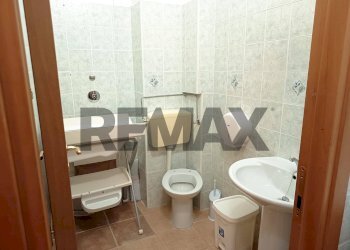Bagno - Commercial Premises Via piane
69, Bucchianico - photo 13