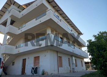 Edificio all\'aperto - Four-room apartment Contrada Annunziata
 
21, Bucchianico - photo 21