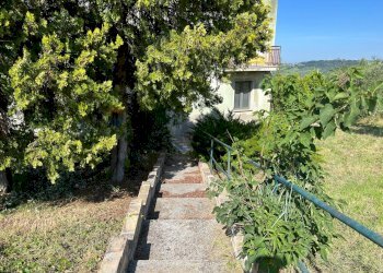 Giardino - Independent house Contrada Colle Spaccato
 
23, Bucchianico - photo 7