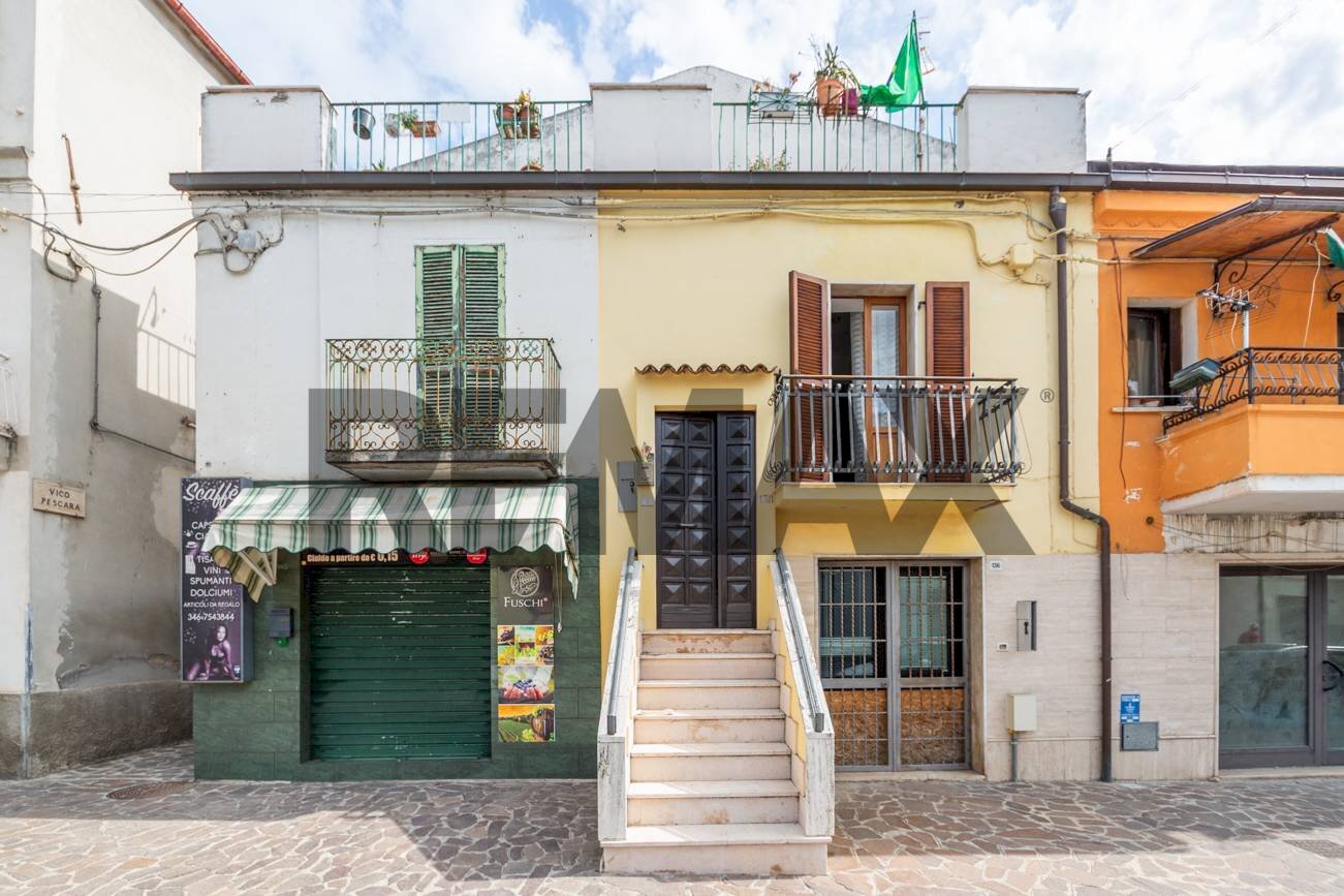 Casa all\'aperto - Semi-detached house Corso I Maggio
 
138, Scafa - photo 1